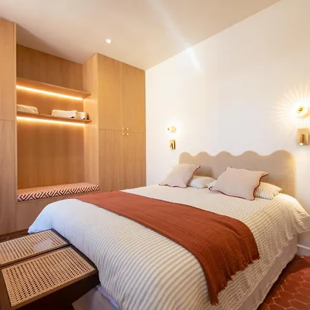 La Ramatuelle Place Des Lices * Сен-Тропе